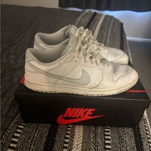 Nike Dunk Low Pure Platinum